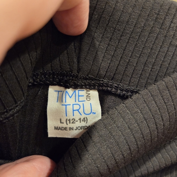 Black Ribbed Knit Pencil Skirt - Size Large (12-14) New Closet Staple Versatile - Picture 7 of 8